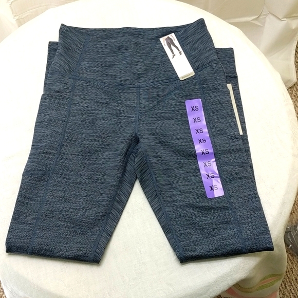 Mondetta Jacquard Leggings. Various sizes - Picture 2 of 7